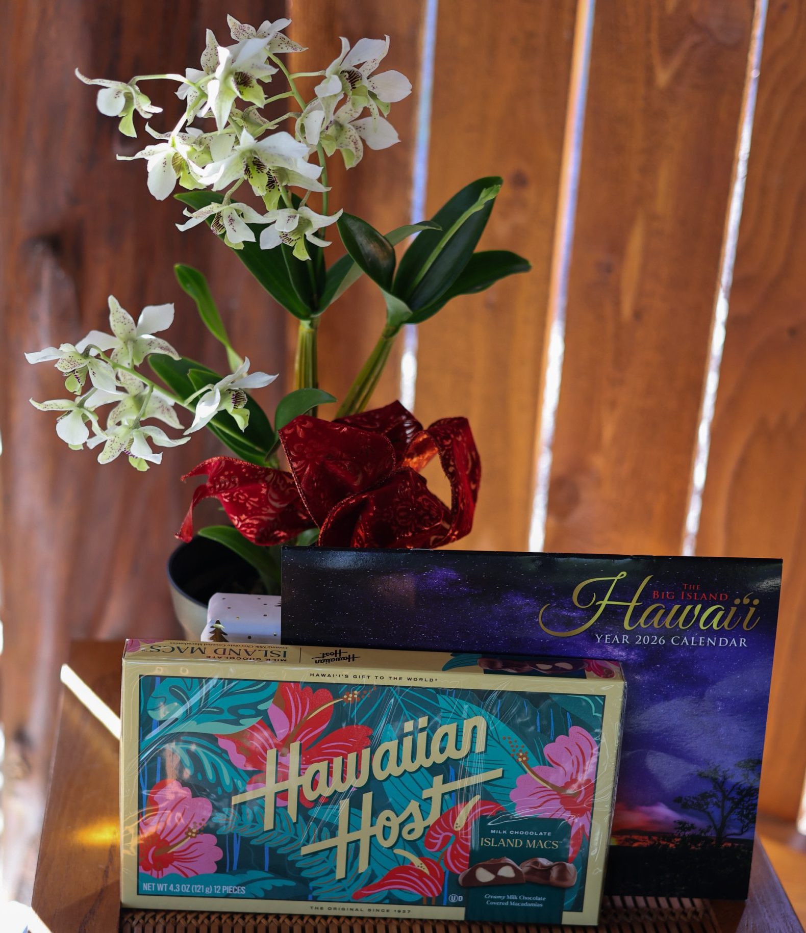 2025 Mele Kalikimaka Box